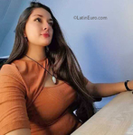 good-looking Colombia girl Cathy from Bogota CO31842