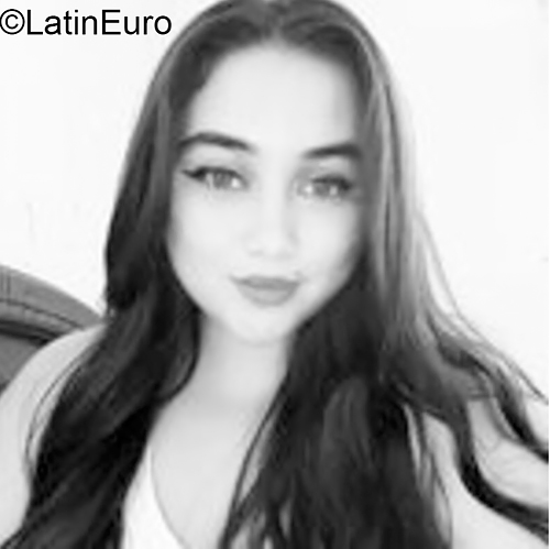 Date this sultry Colombia girl Karol from Medellin CO32050