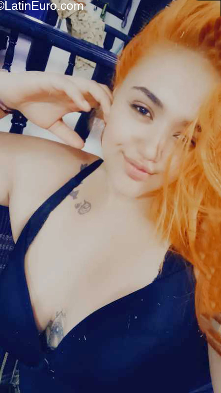 Date this tall Colombia girl Camila from Boogota CO32197