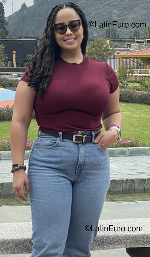 Date this sensual Dominican Republic girl Gio from Santo Domingo DO53536