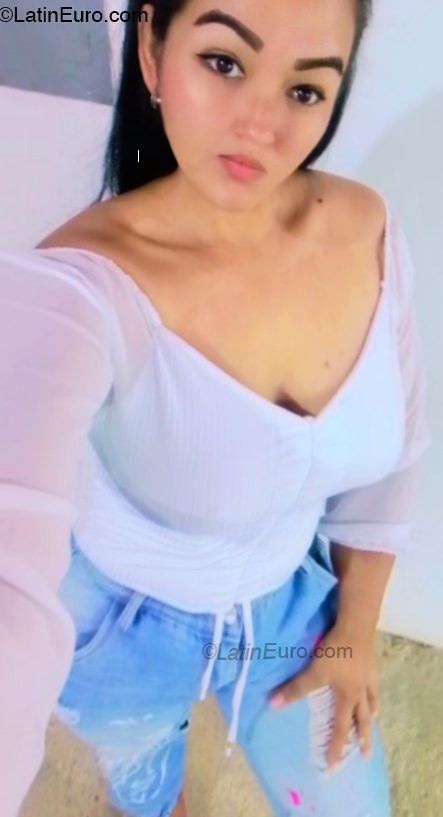 Date this hot Venezuela girl Margarita from Aragua VE5030