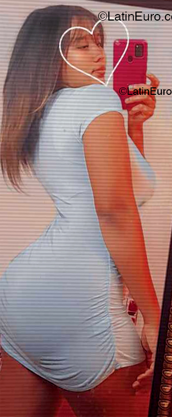 Date this hot Dominican Republic girl Arianna from La Vega DO53851