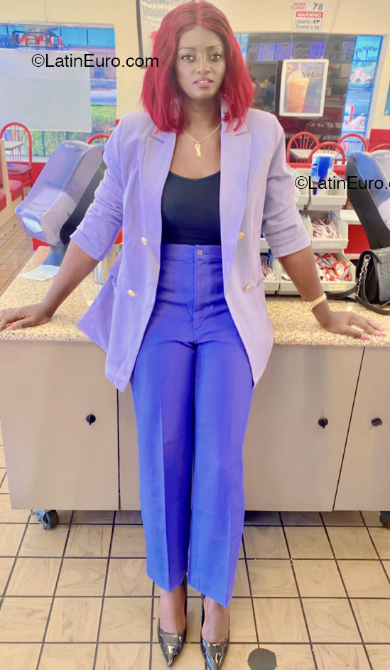 Date this gorgeous United States girl Claire from Phoenix US25137