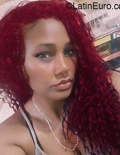 Date this stunning Dominican Republic girl Yessy from La Romana DO54133