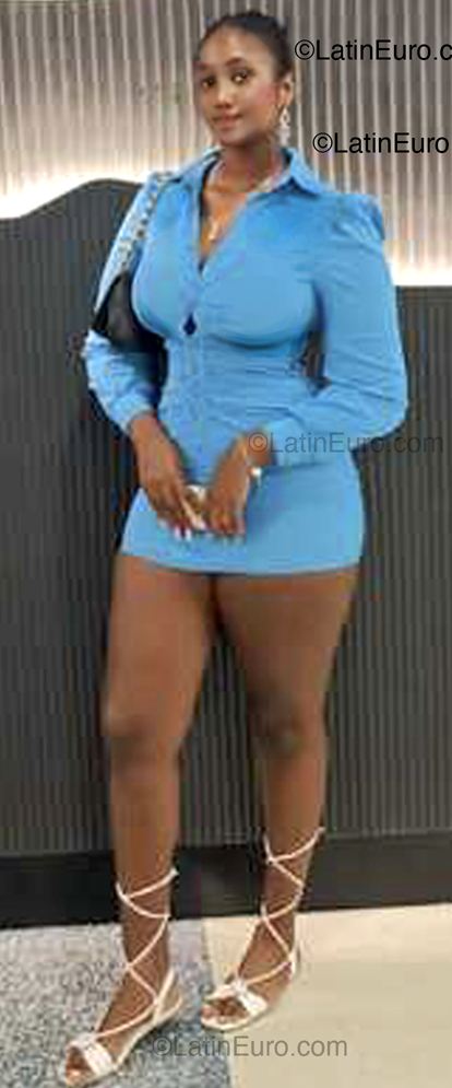 Date this young Dominican Republic girl Ninozfy from Santo Domingo DO54341