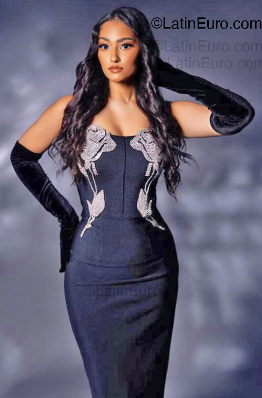 Date this happy Dominican Republic girl LisMari from Santo Domingo DO54518