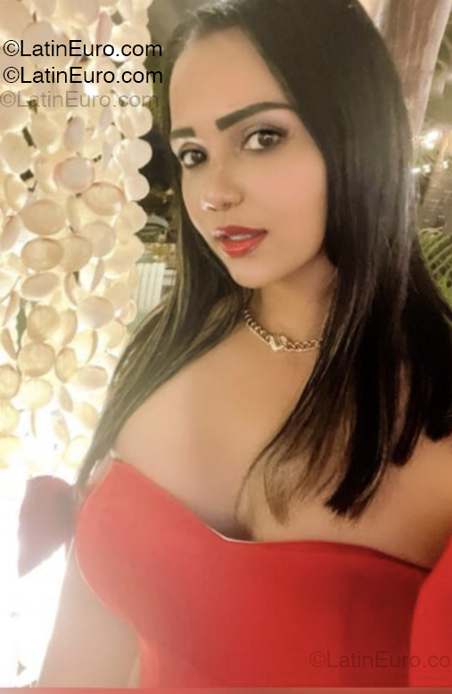 Date this gorgeous Dominican Republic girl Josefina from Hatomayor DO54906