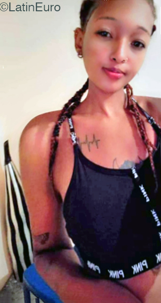 Date this attractive Dominican Republic girl Katerin from Santo Domingo DO54923