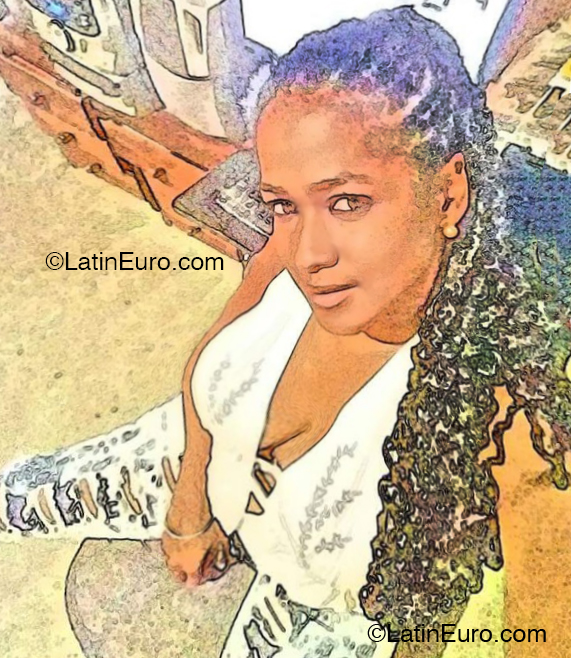 Date this pretty United Kingdom girl Maria from Santo Domingo DO54997