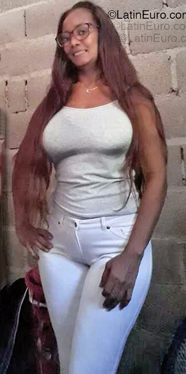 Date this sultry Dominican Republic girl Francisca from Puerto Plata DO55030