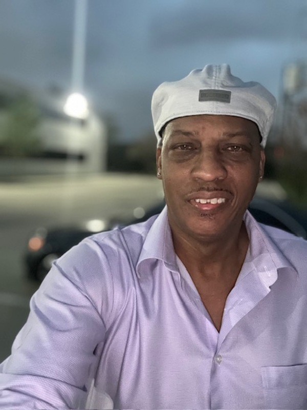 Date this cute United States man Gregory from Houston US25040