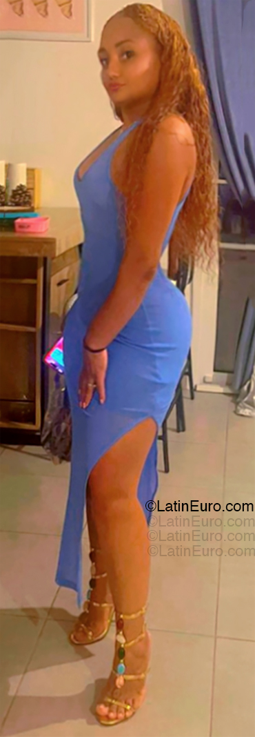 Date this beautiful France girl Tittu from Toulouse FR386