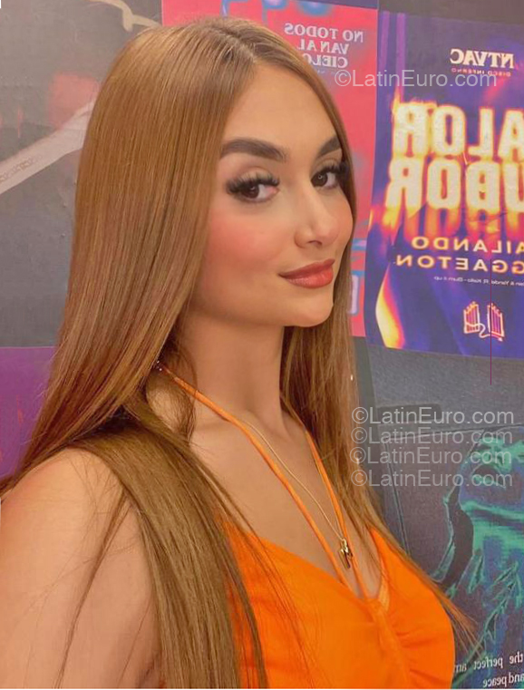 Date this funny Venezuela girl Maria from Maracaibo VE5306