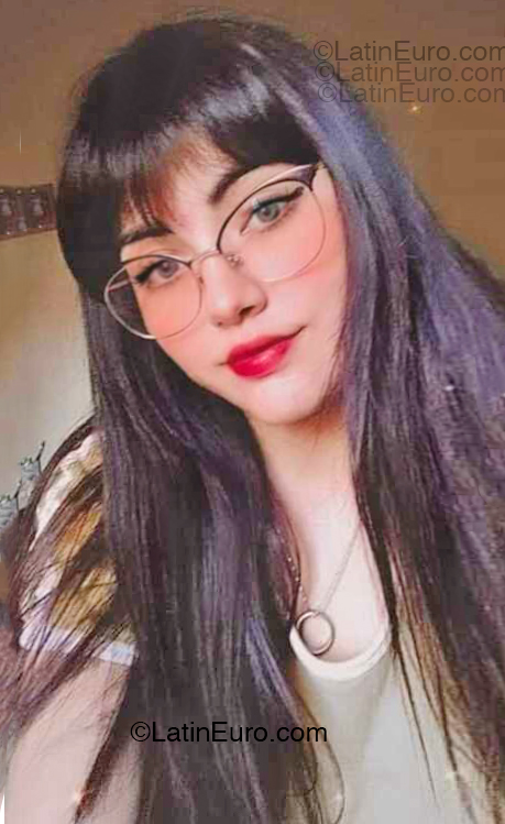 Date this cute Argentina girl Mstica from Salta AR997