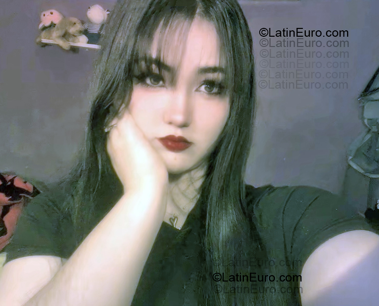 Date this young Mexico girl Celine from Cd Mexico MX2776