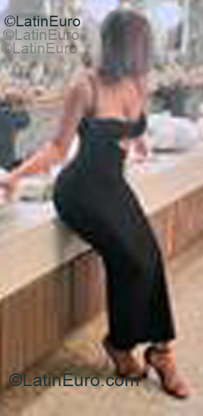 Date this funny Dominican Republic girl Lisbeth from Santo Domingo DO55367