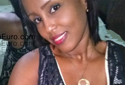 Date this pretty Dominican Republic girl Magdalena from Santo Domingo DO55413