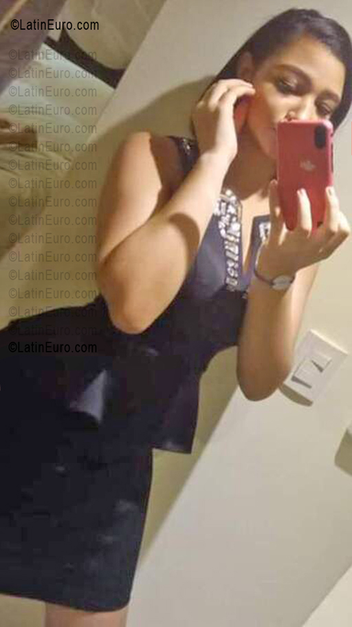 Date this fun Dominican Republic girl Noelia from Santo Domingo Este &amp;nbsp;(santo Domingo) DO55644