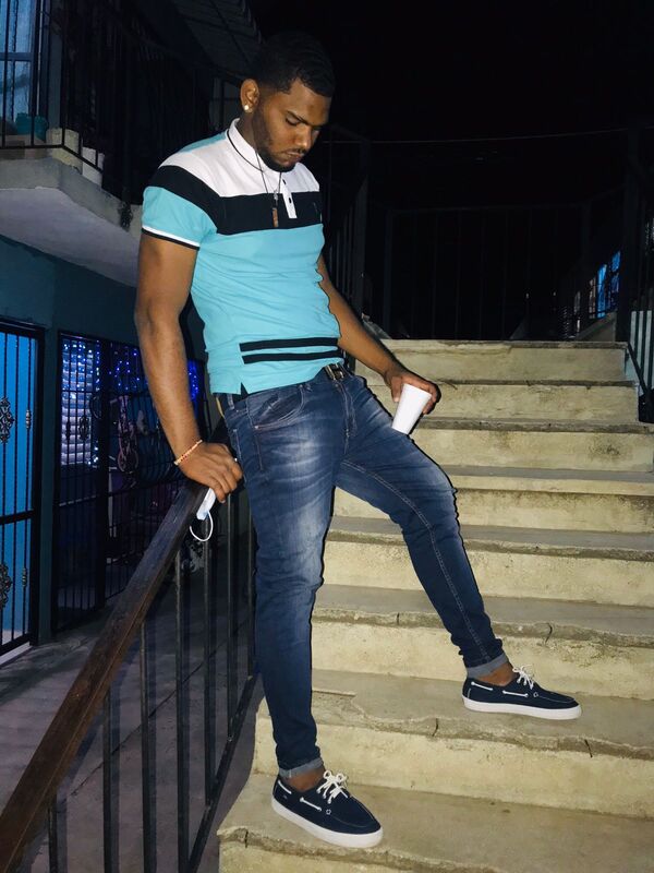 Date this athletic Dominican Republic man Emmanuel from San Juan DO55766