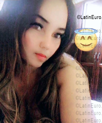 Date this passionate Dominican Republic girl Merlin from Santo Domingo DO56029