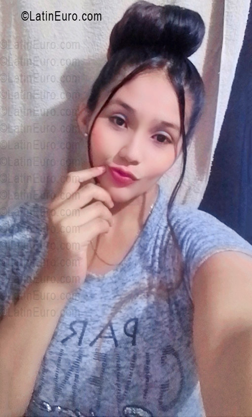 Date this gorgeous Venezuela girl Albanys from Caracas VE5440