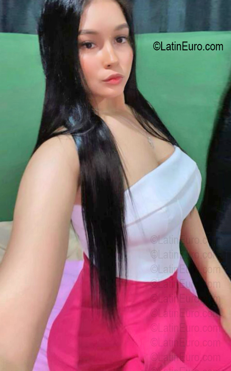 Date this good-looking Dominican Republic girl MC from Santiago DO56698