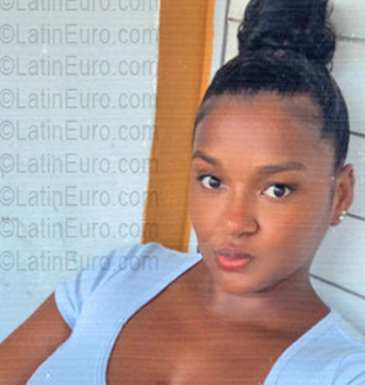 Date this lovely Dominican Republic girl Leandri from Santo Domingo DO56837