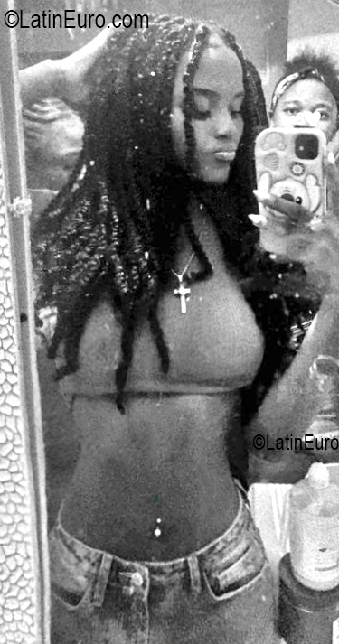 Date this sensual Dominican Republic girl Jennys from Santo Domingo DO56954