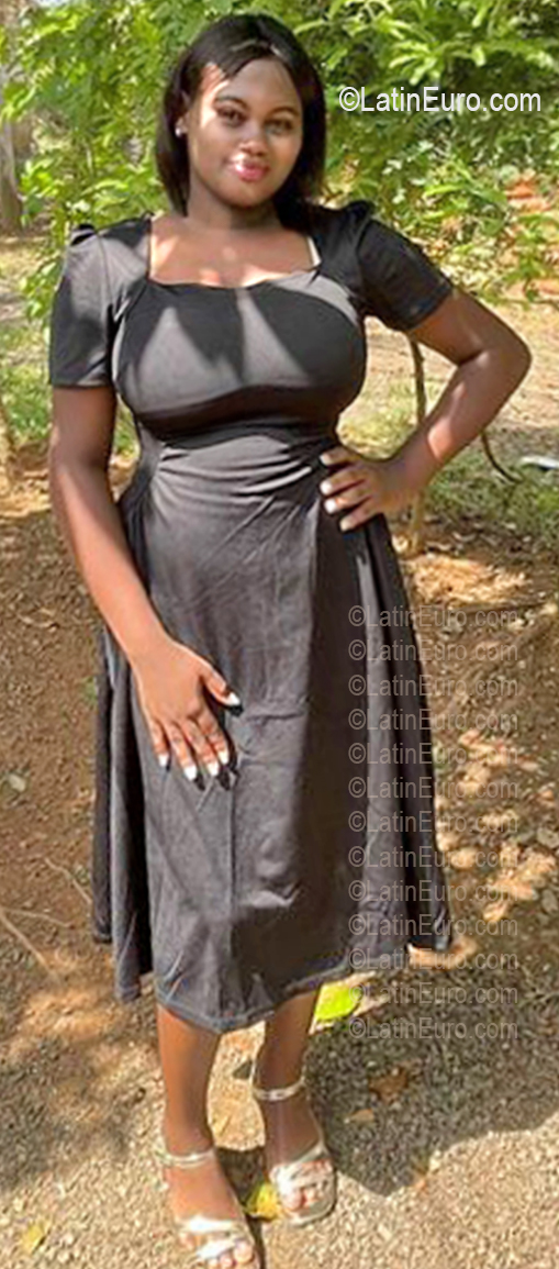 Date this fun Dominican Republic girl Nelly from Santo Domingo DO56965