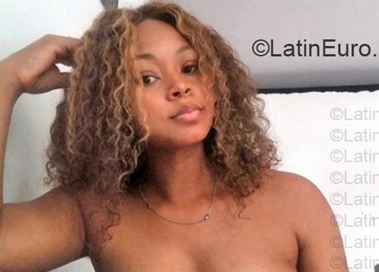 Date this good-looking Colombia girl Melina from Cali CO33858