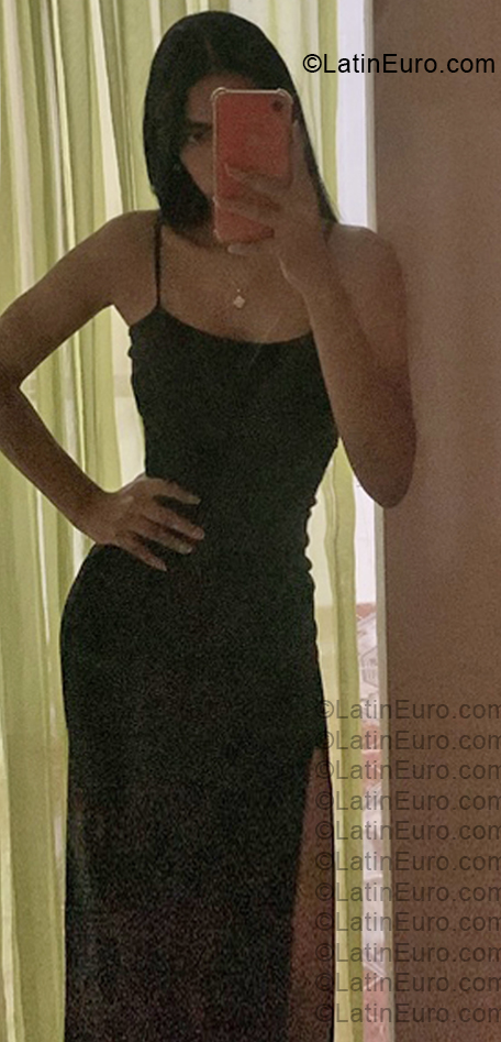 Date this cute Dominican Republic girl Nayelin from Duarte DO57218