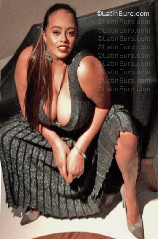 Date this funny Brazil girl Andreza from Sao Paulo BR12466